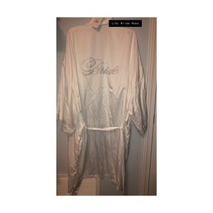 SEVEN Bridal Party/MOG/MOB Robes